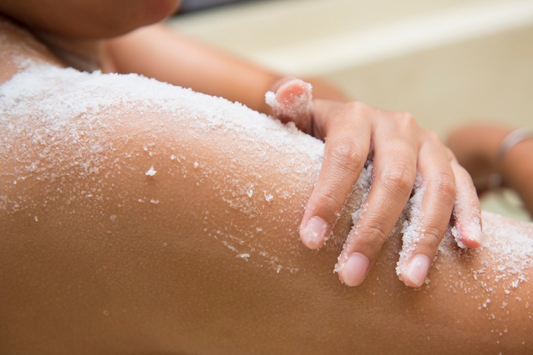 Why You Absolutely Need a Scrub in Your Routine – Your Skin Will Thank You
